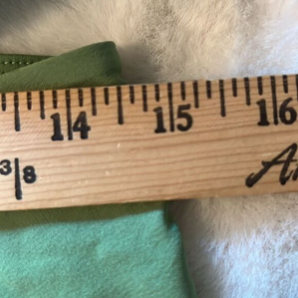 New! Abercrombie & Fitch Traveler Athletic Dress Green w/ built- in shorts NWT - Picture 10 of 15